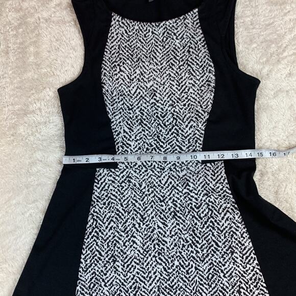 Covington black and grey panel a line mini dress, - Picture 6 of 8